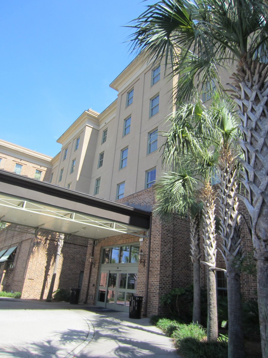 Embassy Suites by Hilton Savannah Historic District-浴室