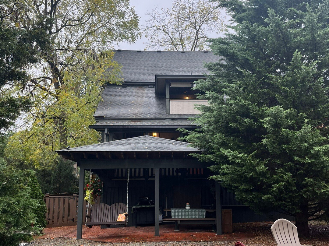 Black Lantern Inn - Roanoke主图