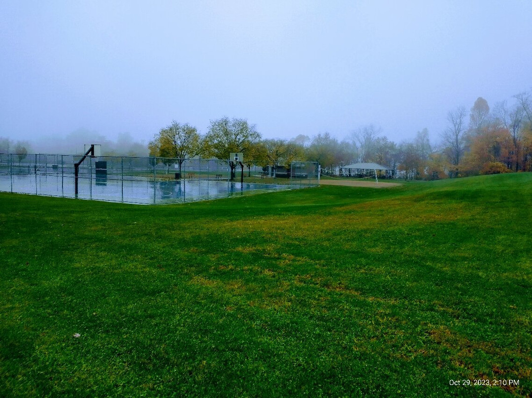 Monroeville Community Park West-门罗维尔必去景点