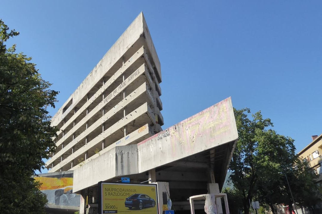 Abandoned Building景点图片
