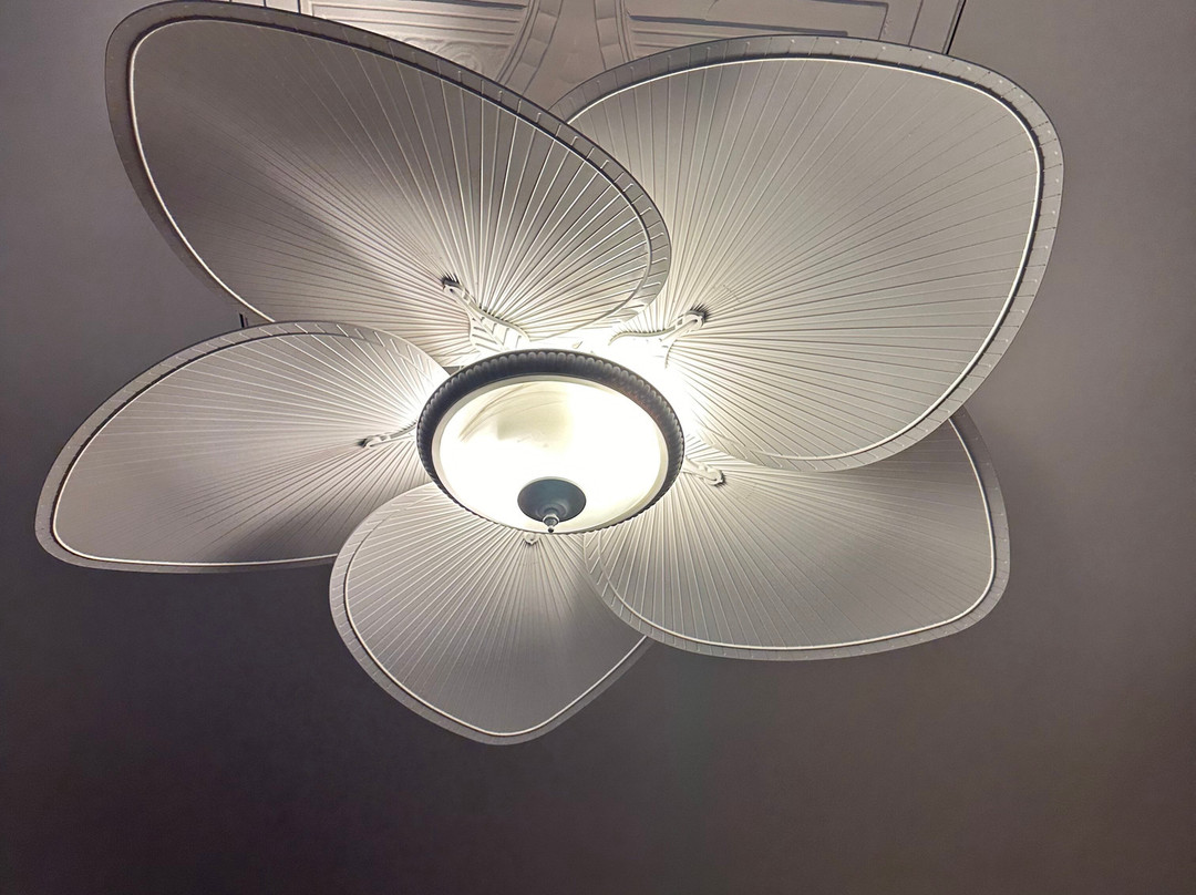 Harrison House主图