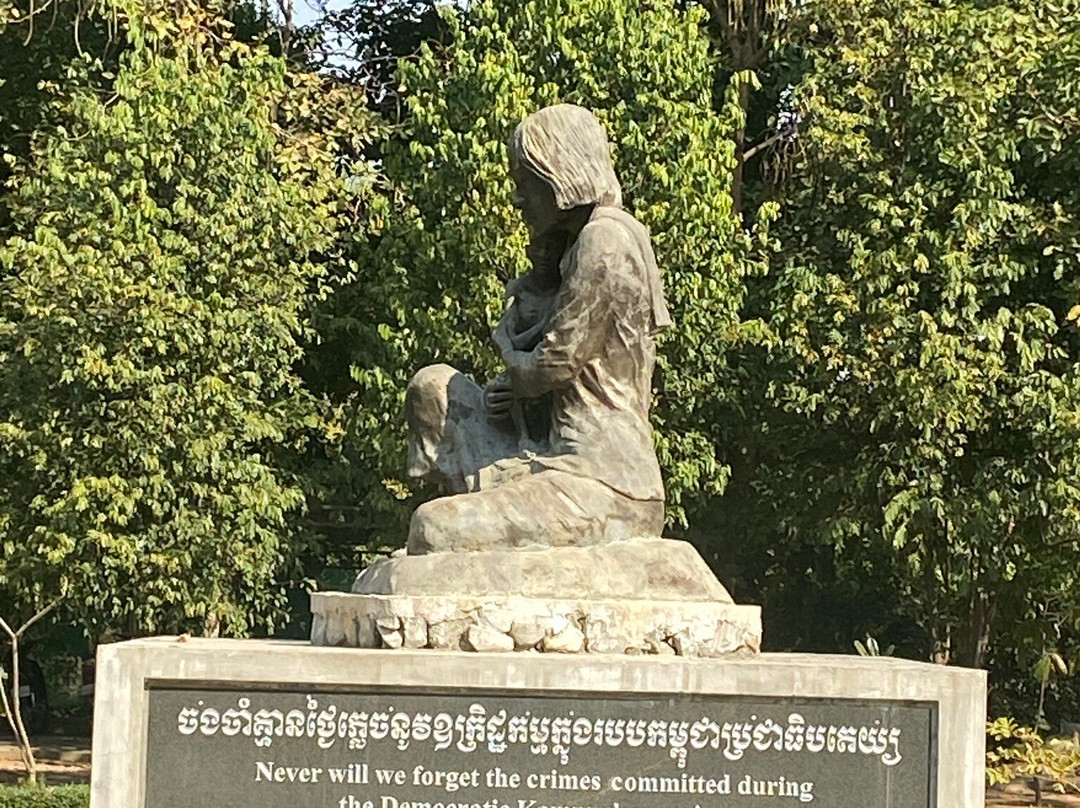 The Killing field and Toul Sleng genocide museum S21 Tour-金边必去景点