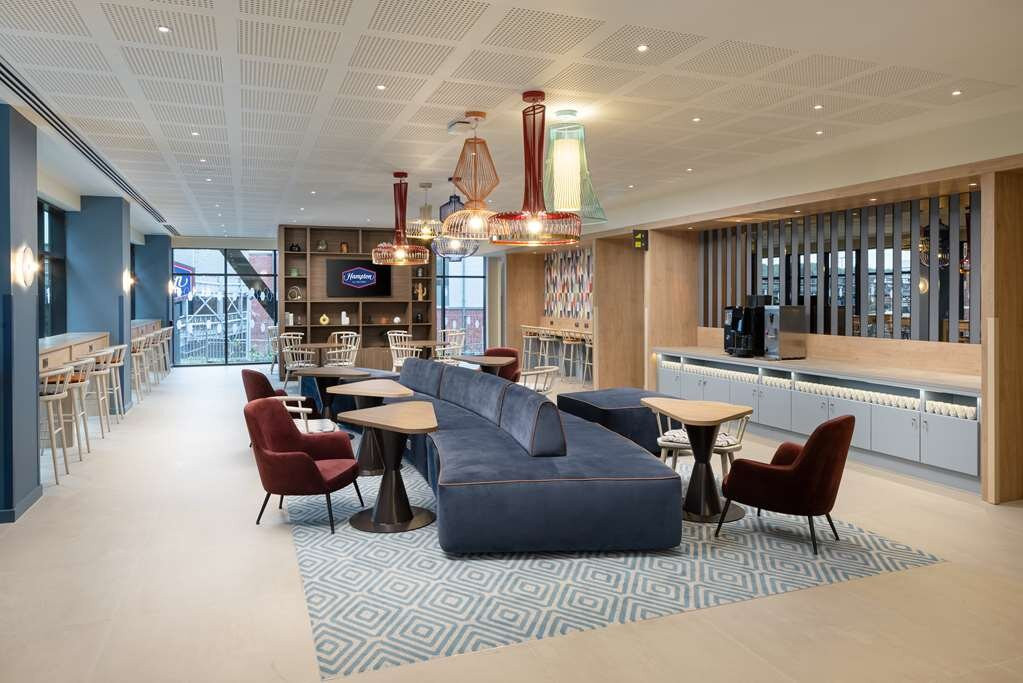 Hampton By Hilton Rochdale主图