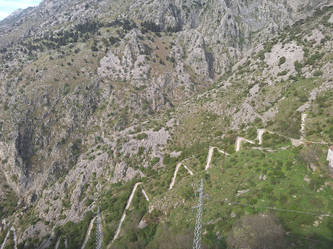 Ladder of Kotor-Spiljari必去景点