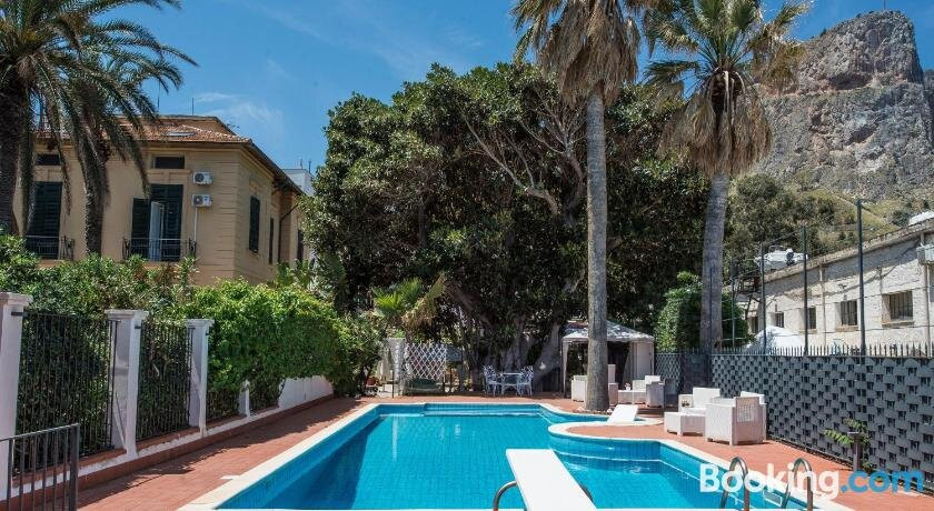 B&B Villa Liberty sul Mare主图