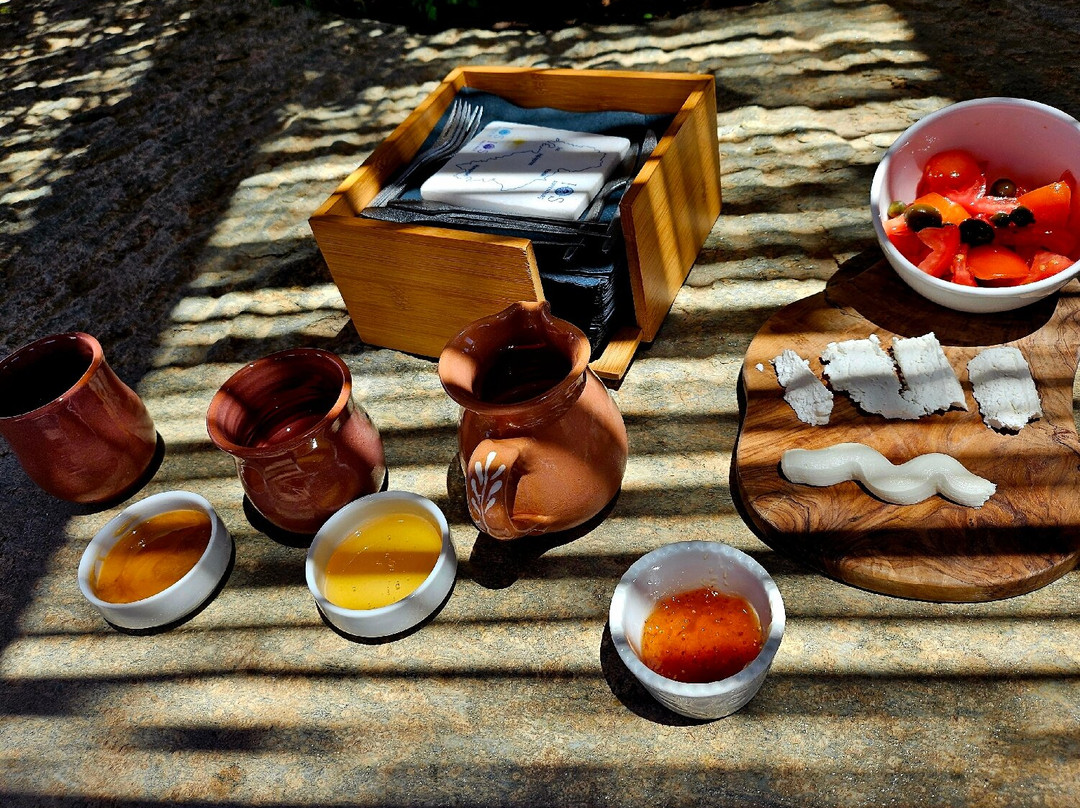 Diaseli Traditional Cheesery-埃欧斯岛必去景点