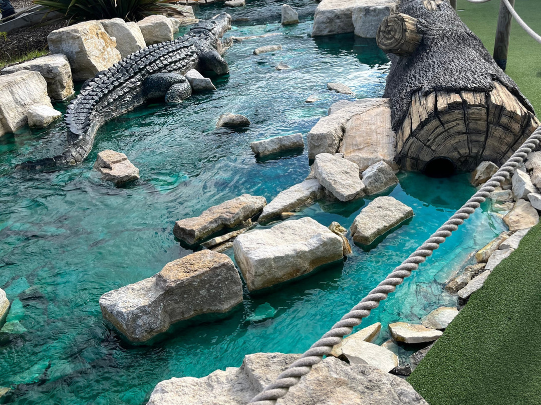 Congo Falls Adventure Golf景点图片