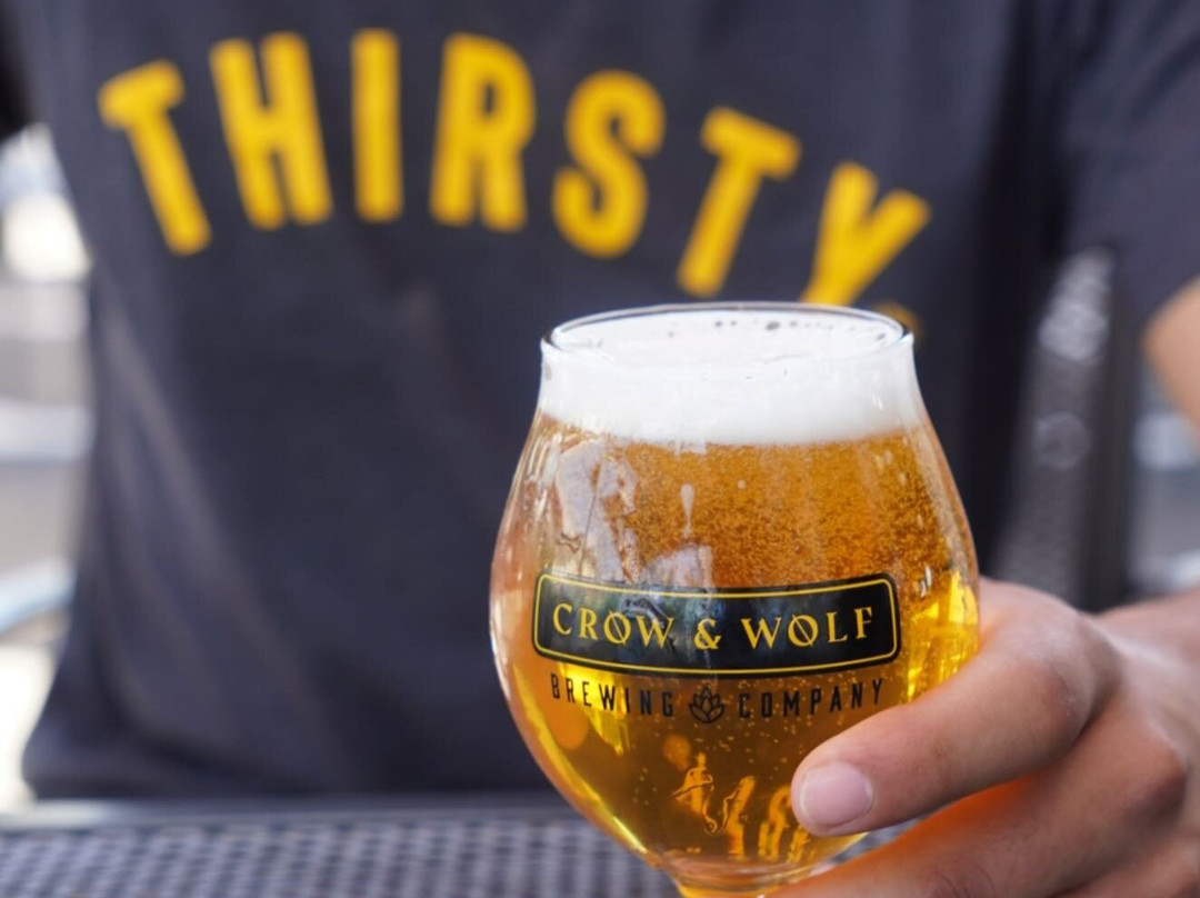 Crow & Wolf Brewing Company景点图片