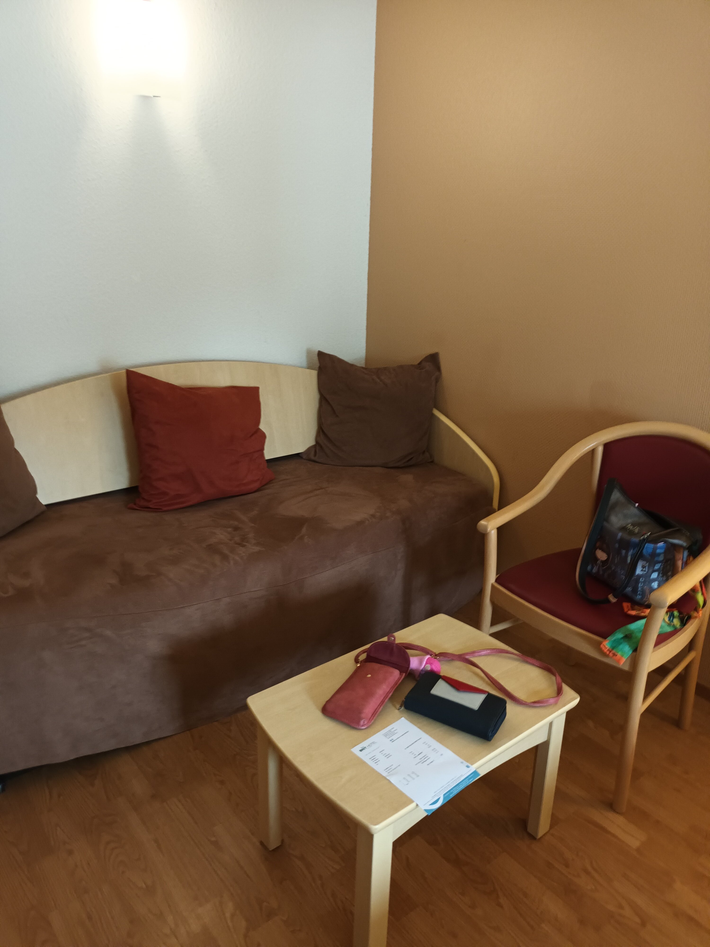 Brit Hotel Chateaudun-官方