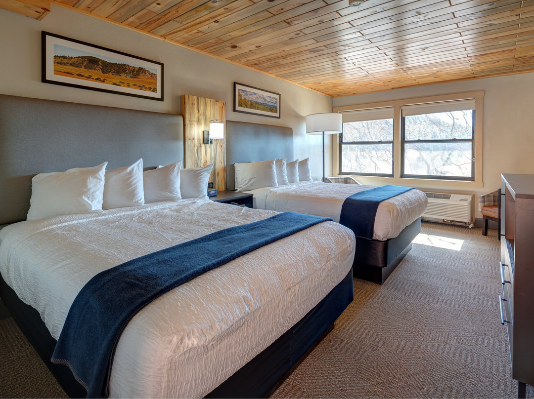 State Game Lodge主图