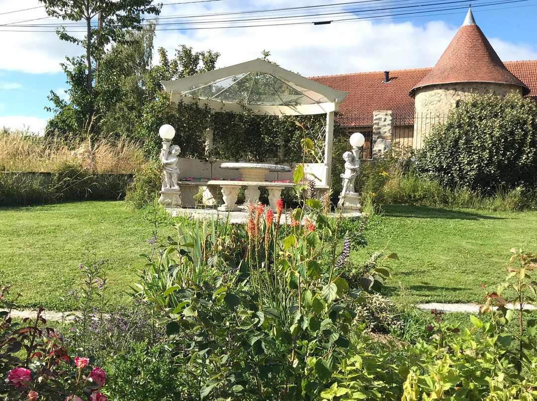 瓦艾尔地区酒店主图