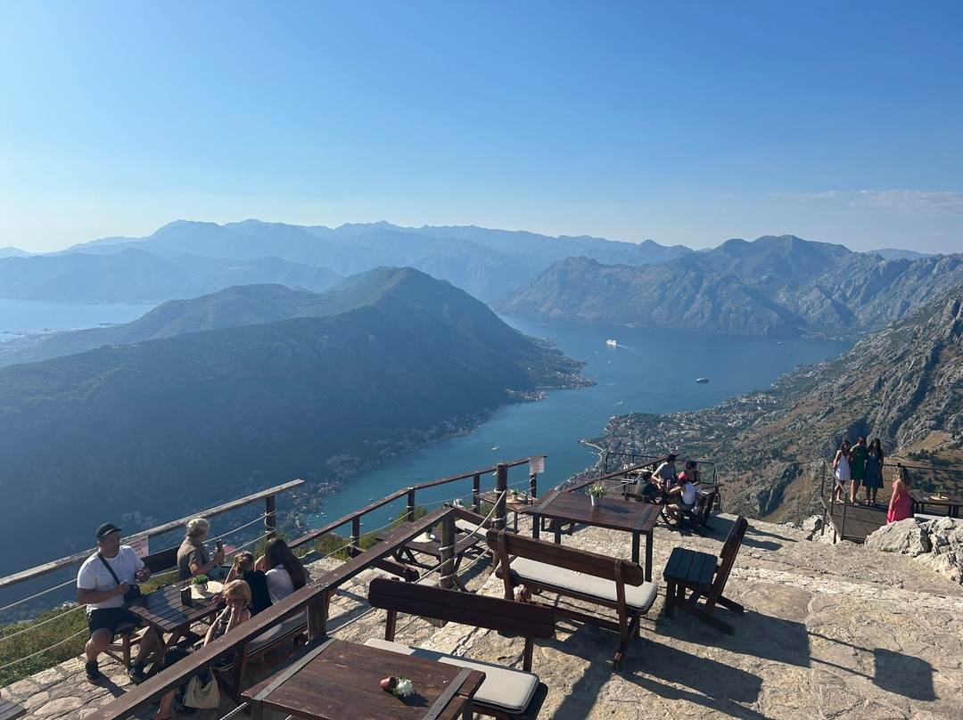 Horizont Restaurant & Bar