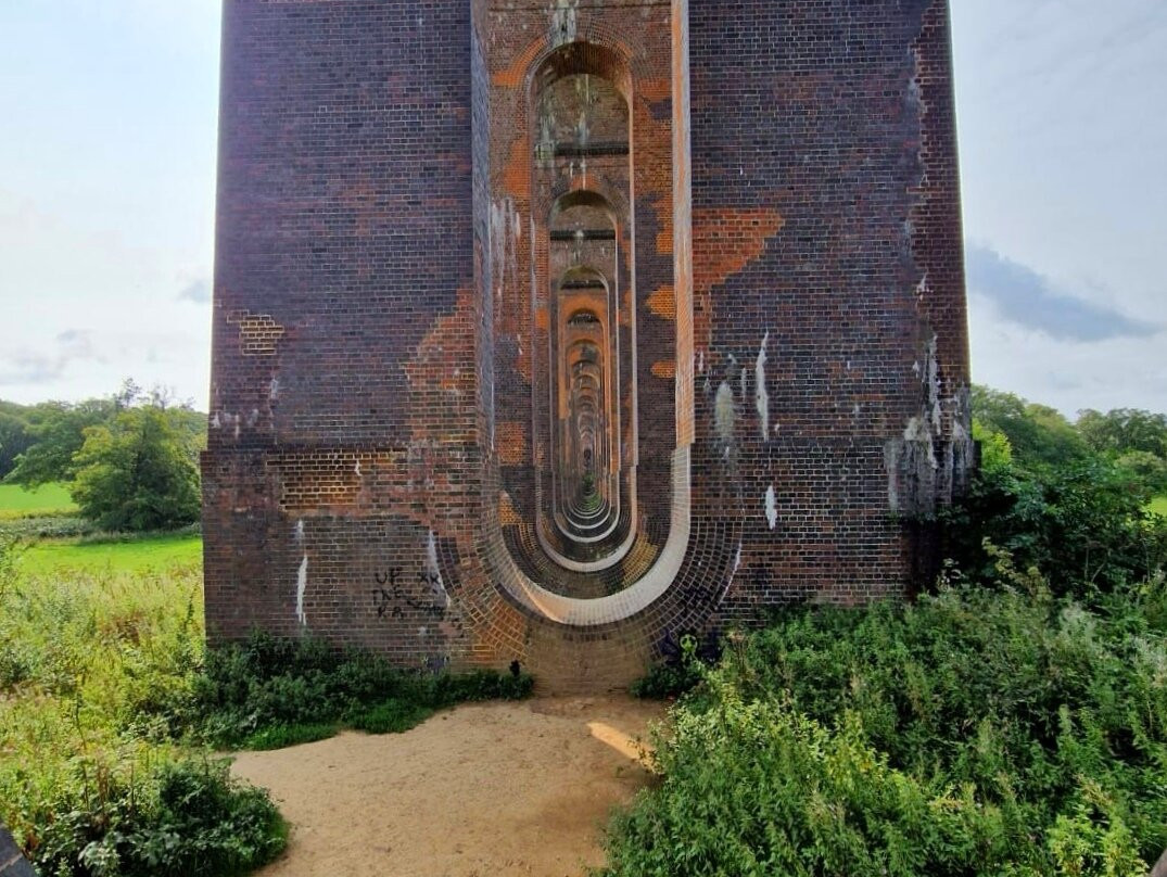 Ouse Valley Viaduct景点图片