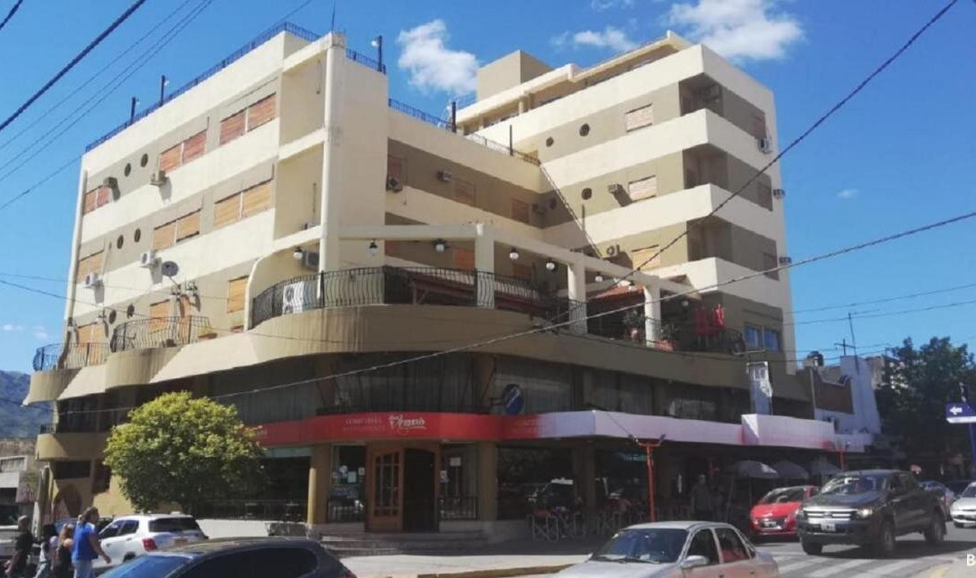 Hotel Continental主图