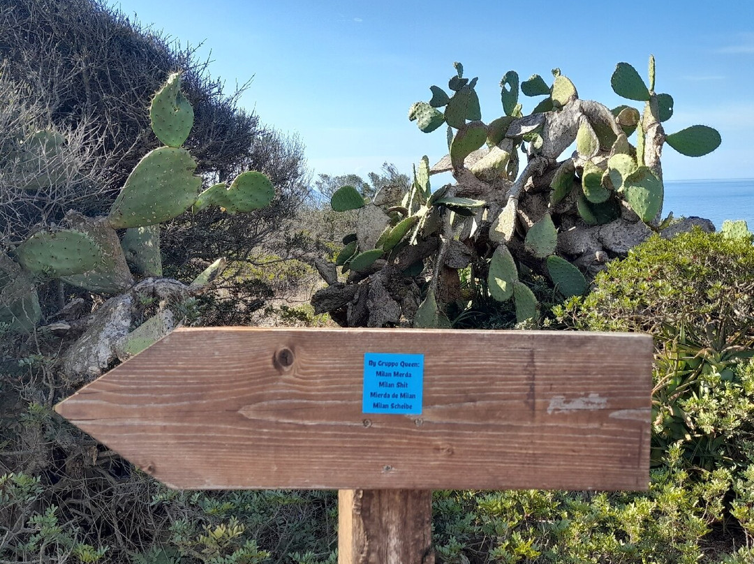 Semaforo Capo Sperone-Sant'Antioco必去景点