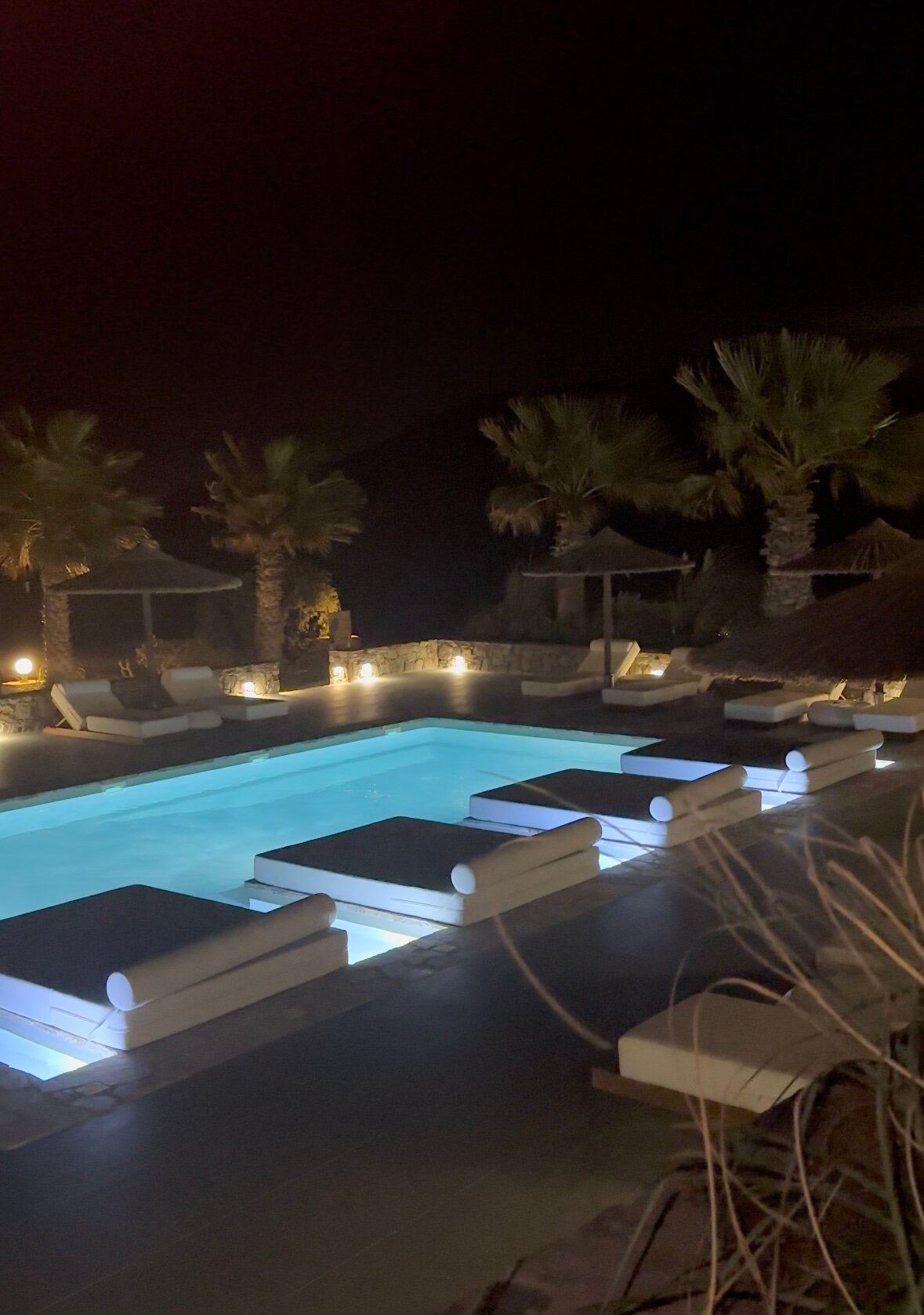 Naxos Cave Suites-泳池