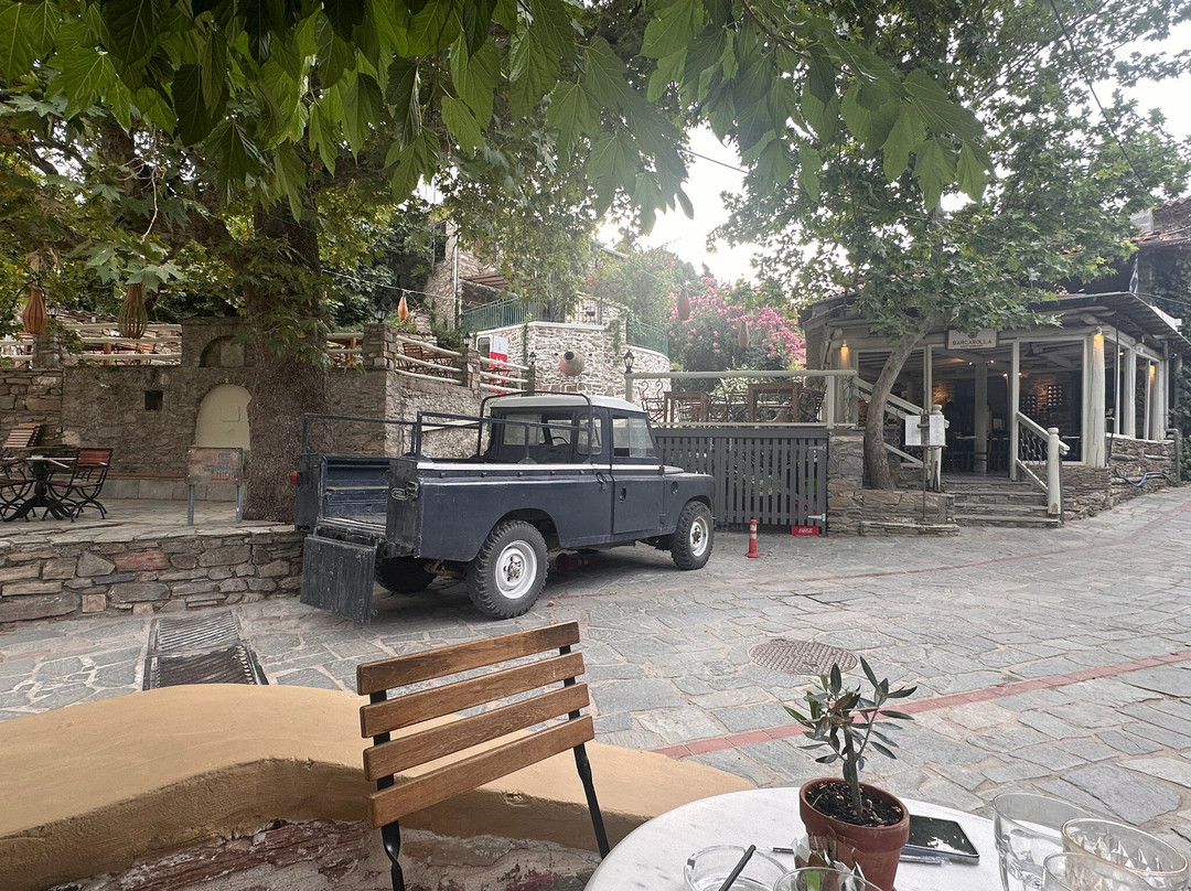 Barcarolla-Nikiti必去景点