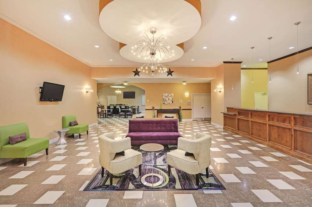 Baymont Inn & Suites by Wyndham Dallas South-DeSoto主图