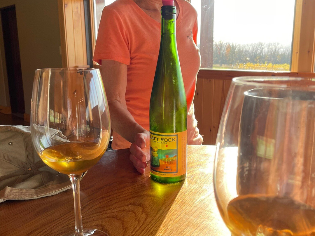 Flatt Rock Wine Cellars景点图片