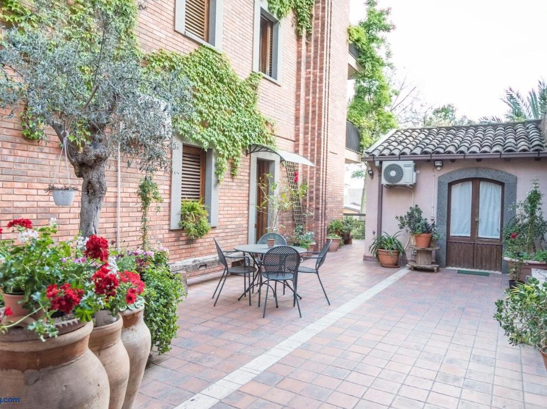 Relais Chiesa Madre - Rooms and Apartments