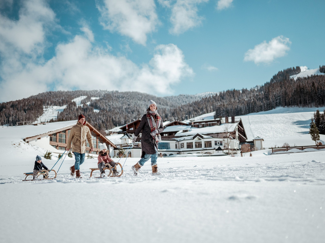 乌格瑟尼酒店主图
