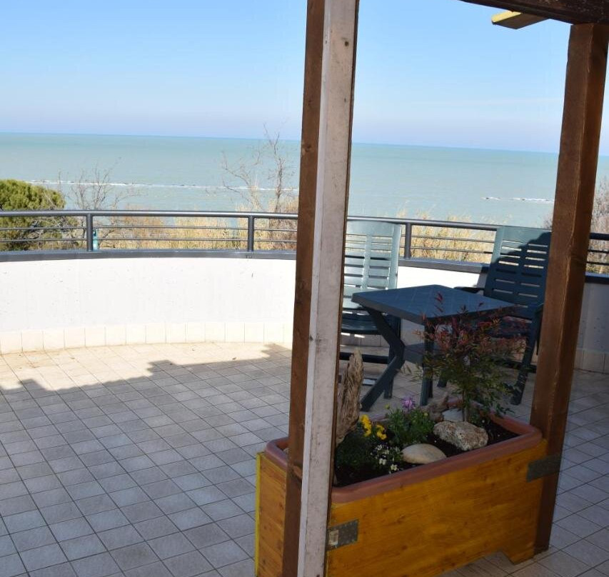 La Scogliera B&B