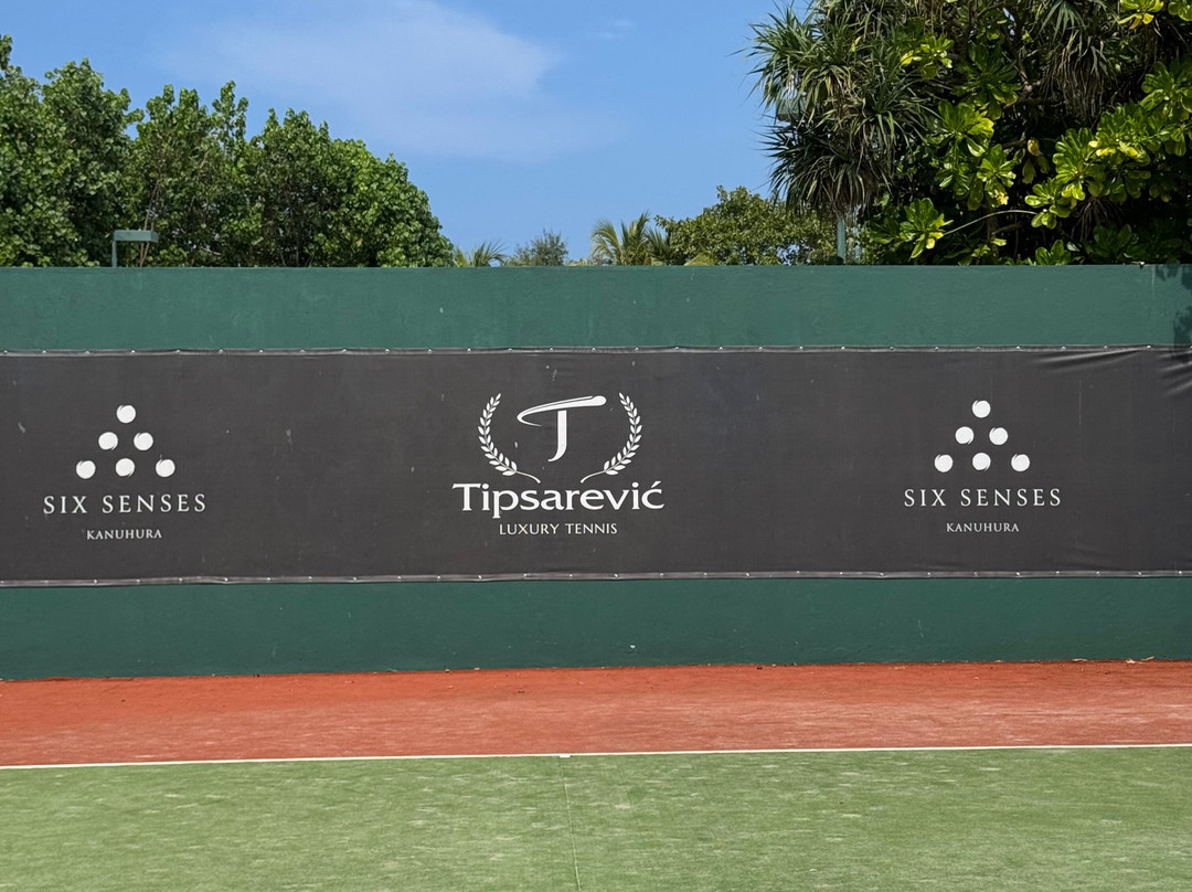 太阳豪华度假酒店主图