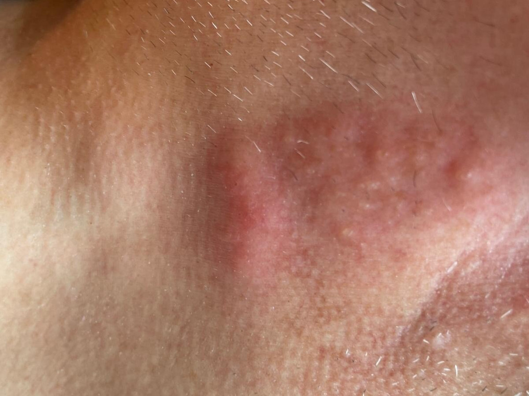 优胜美地瀑布山庄主图