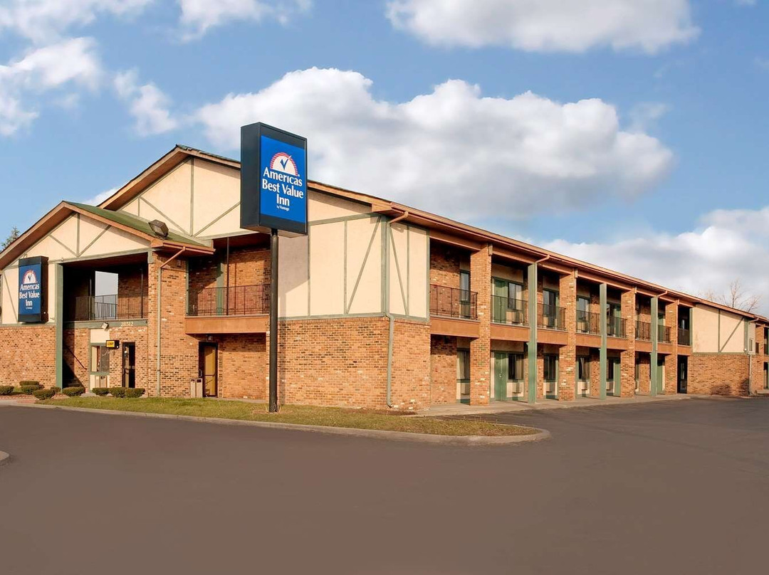 利沃尼亚/底特律美国最有价值旅馆