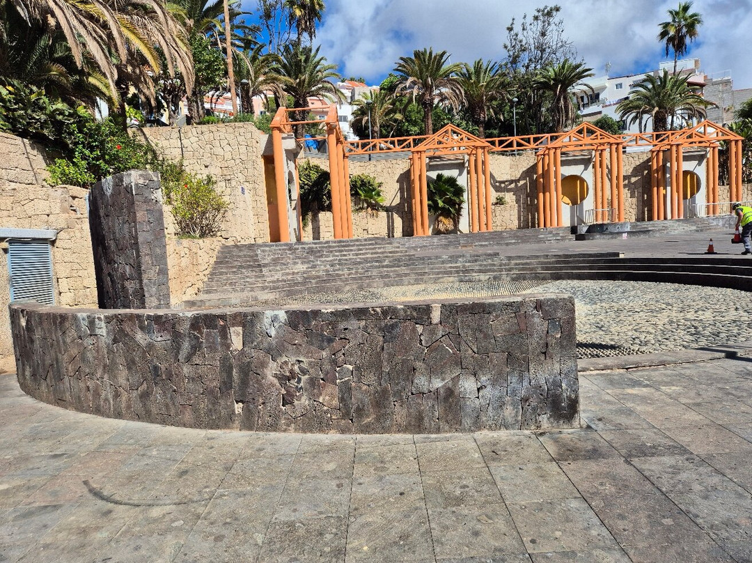 Plaza Pedro Garcia Cabrera-洛斯克里斯蒂亚诺斯必去景点