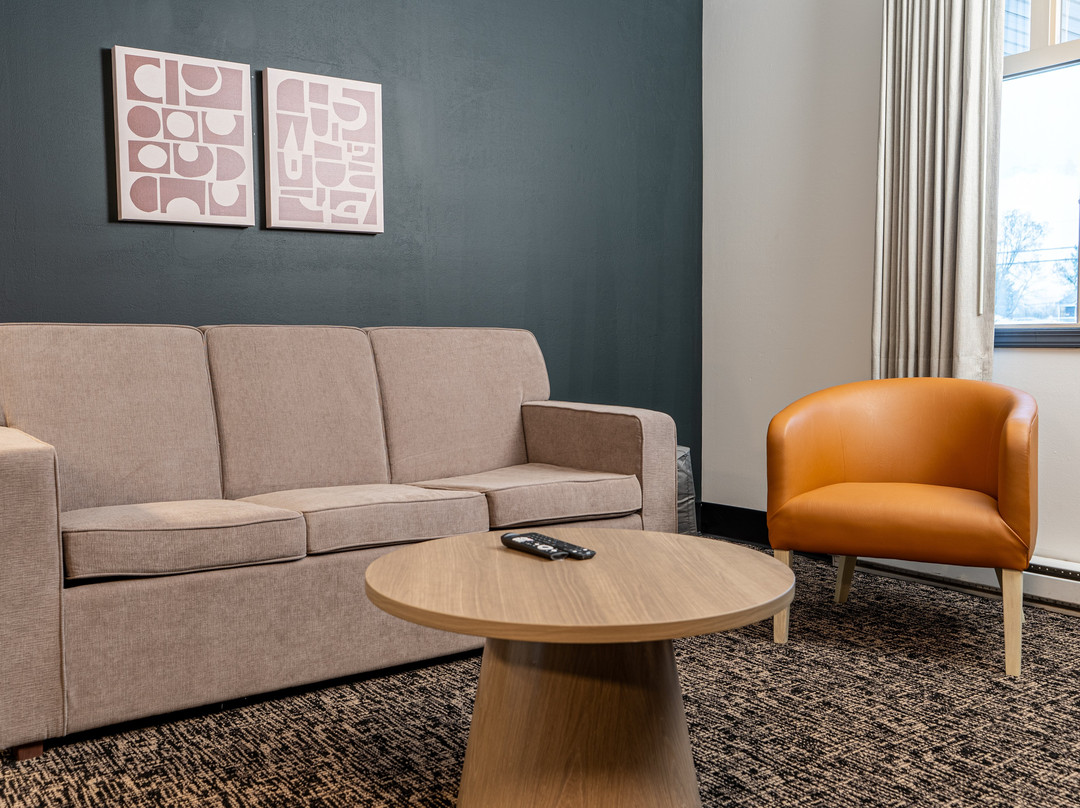 Northwinds Hotel Revelstoke By Basecamp主图