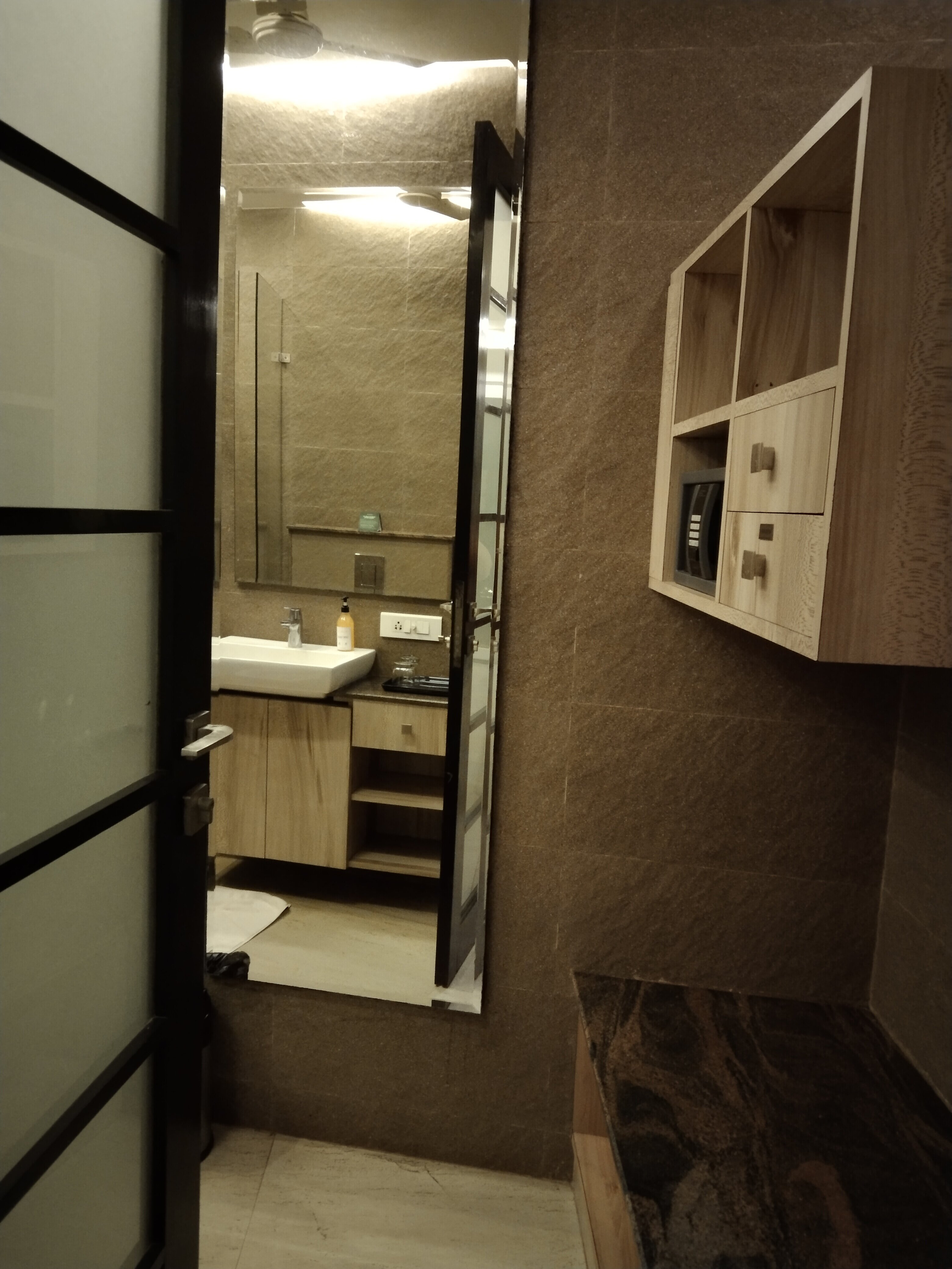 The Acacia Morjim, Goa-浴室