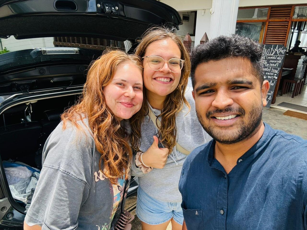Deneth Travels Sri Lanka