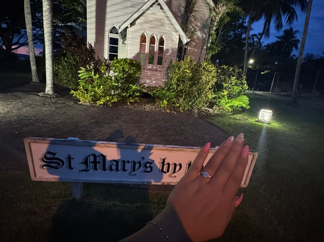 St Mary’s by The Sea chapel-道格拉斯港必去景点