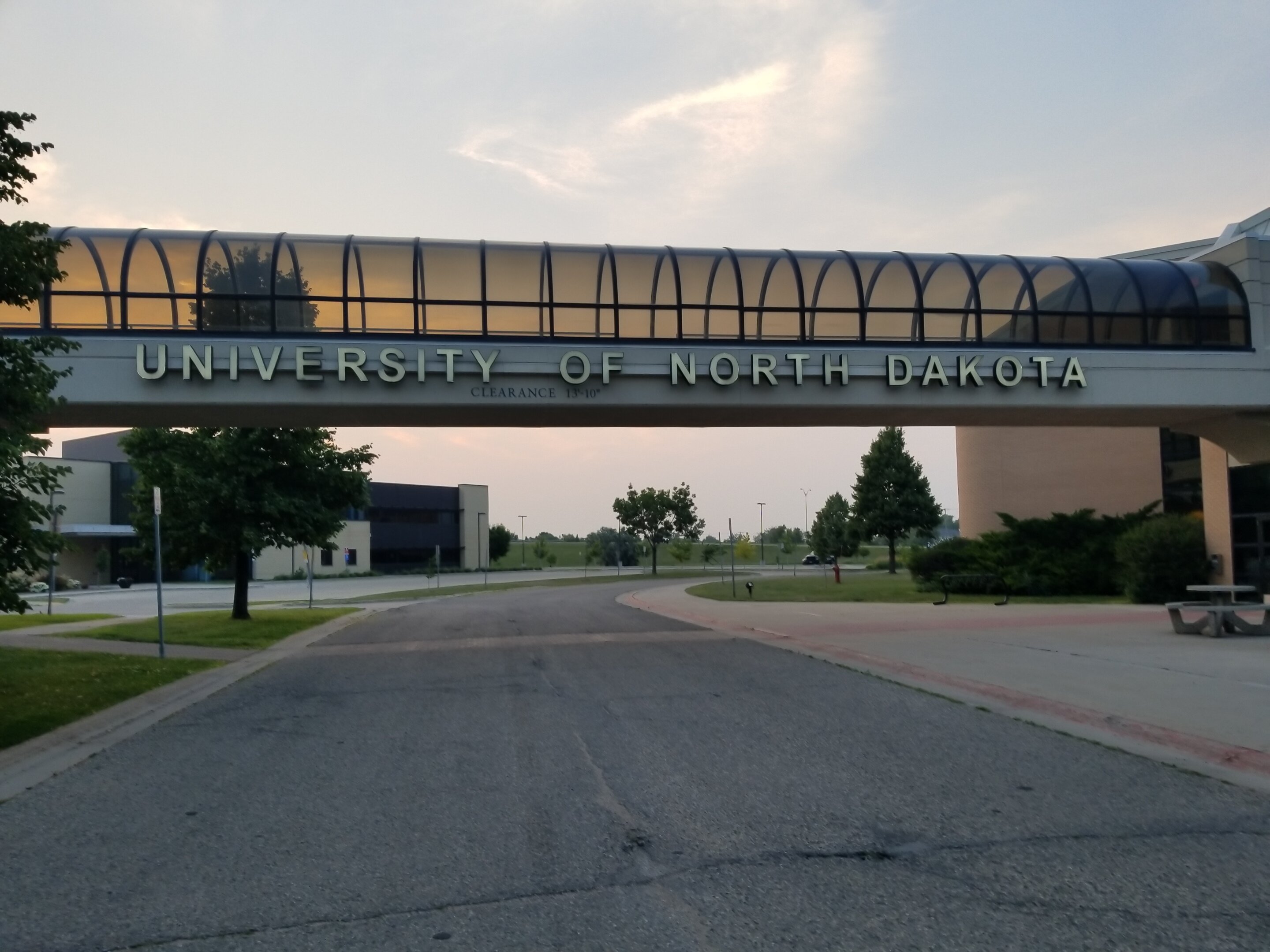 Hilton Garden Inn Grand Forks-UND-浴室