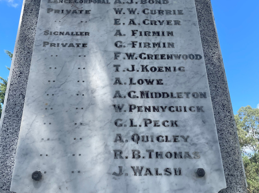 Yinnar War Memorial景点图片