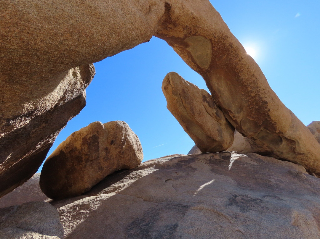 Arch Rock Nature Trail-约书亚树国家公园必去景点