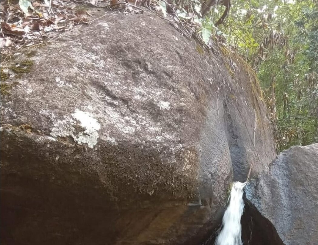 Kumu Falls景点图片