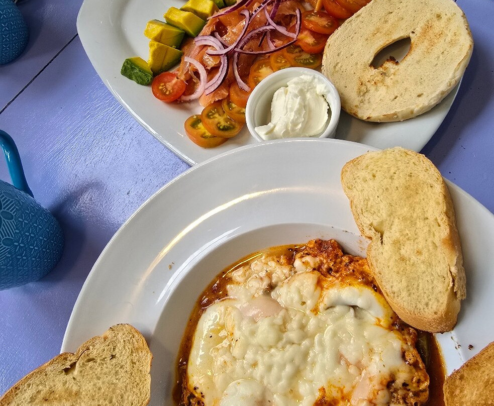 卡瑞恩岛度假酒店主图