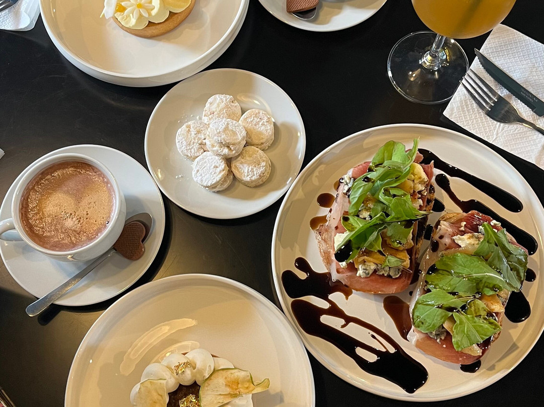 Bessons Coffee & Bar