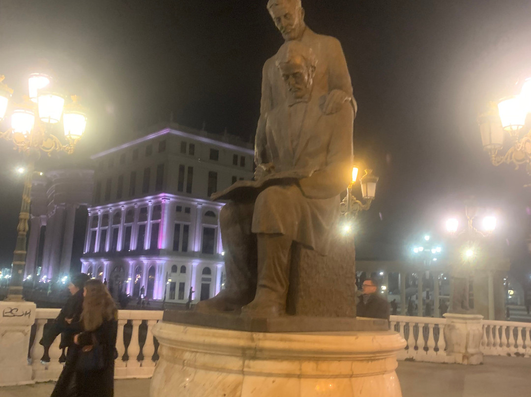 Skopje Art Bridge-斯科普里必去景点