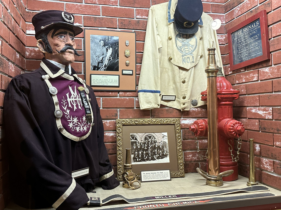 Douglas Mansion-杰罗姆必去景点