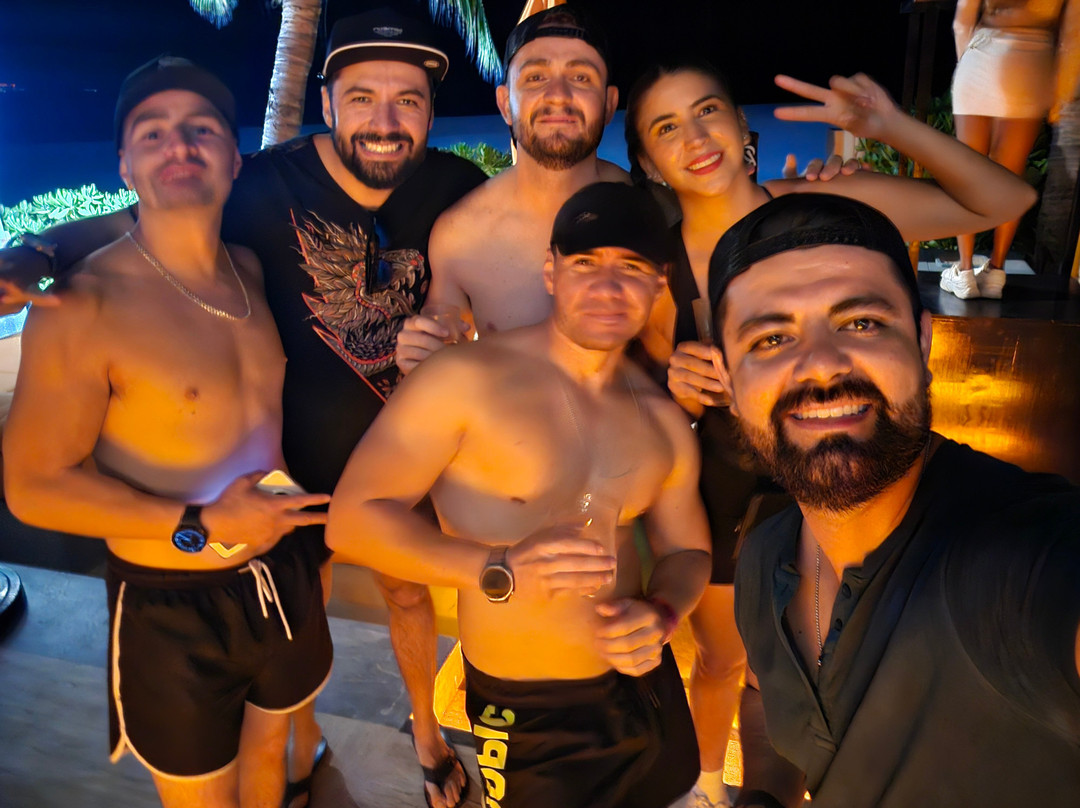 Chicabal Sunset Club-瓦拉塔港必去景点