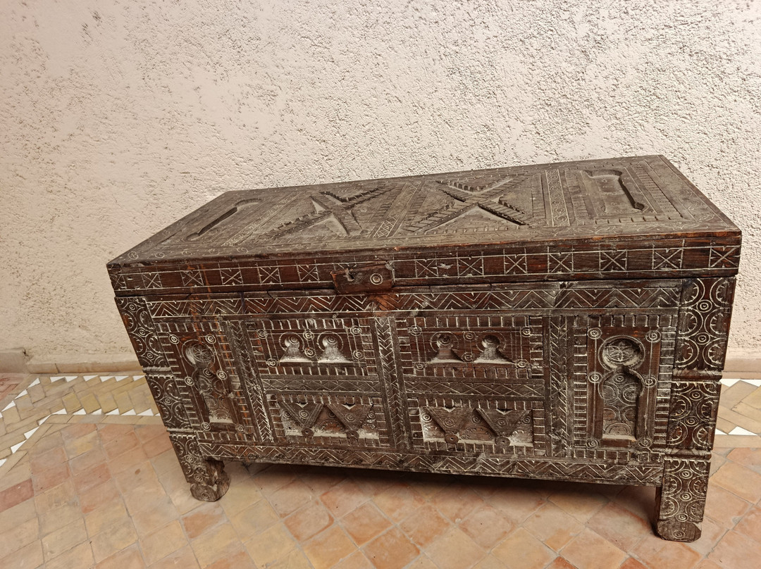 Riad Zyna主图