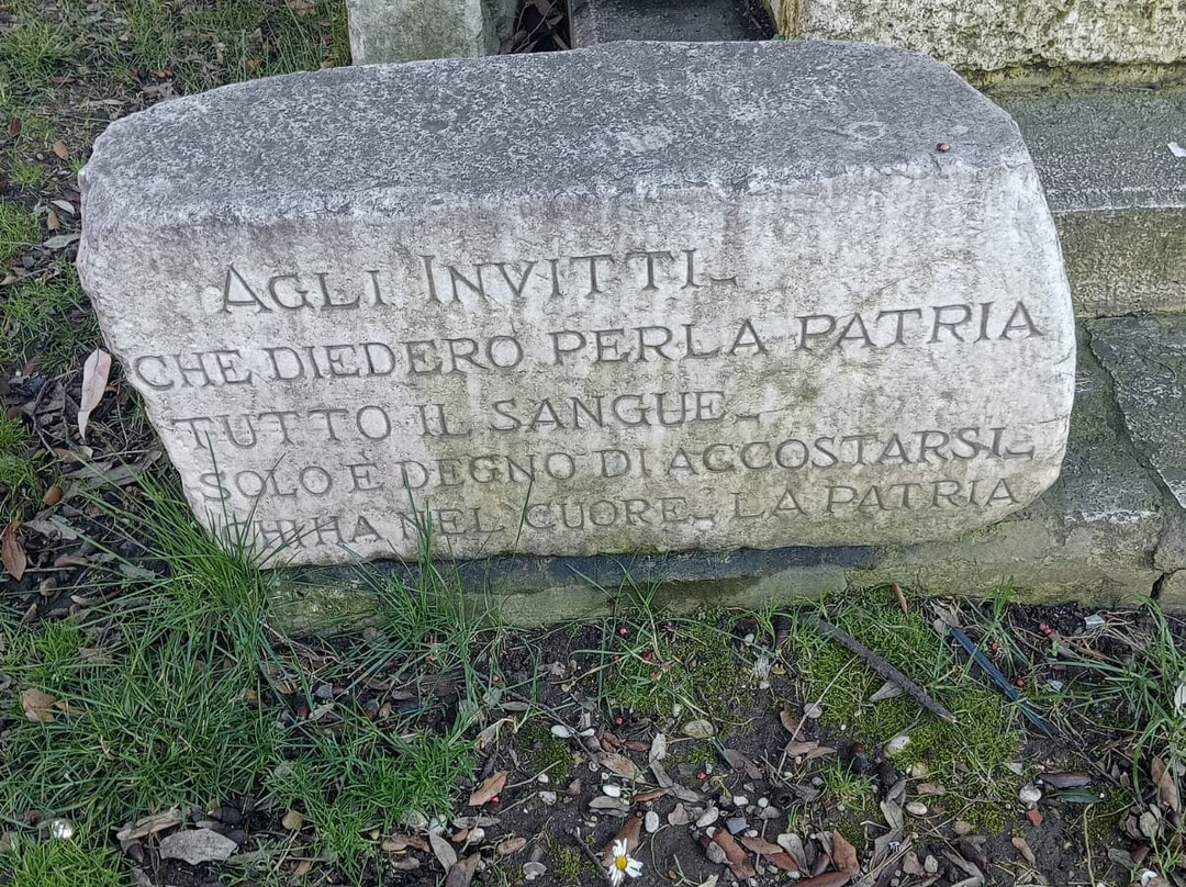 Monumento Ai Caduti Di Ostia-Ostia Antica必去景点