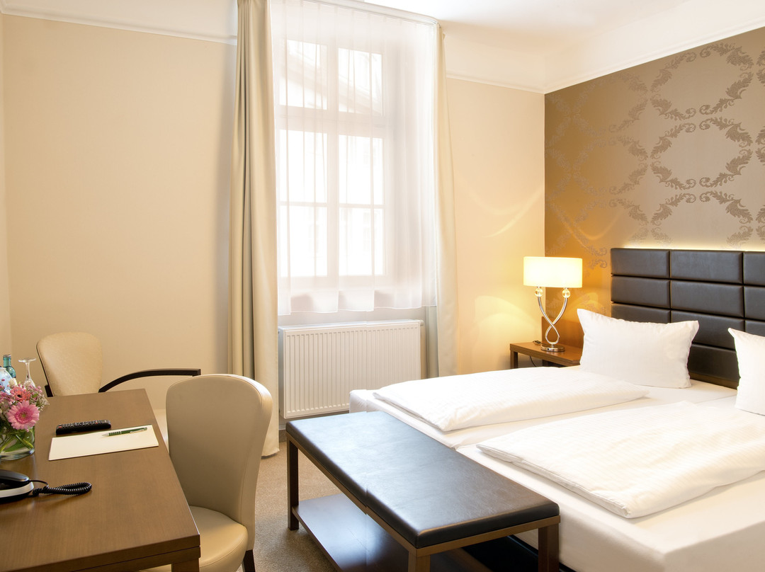 Hotel Schwarzer Baer主图