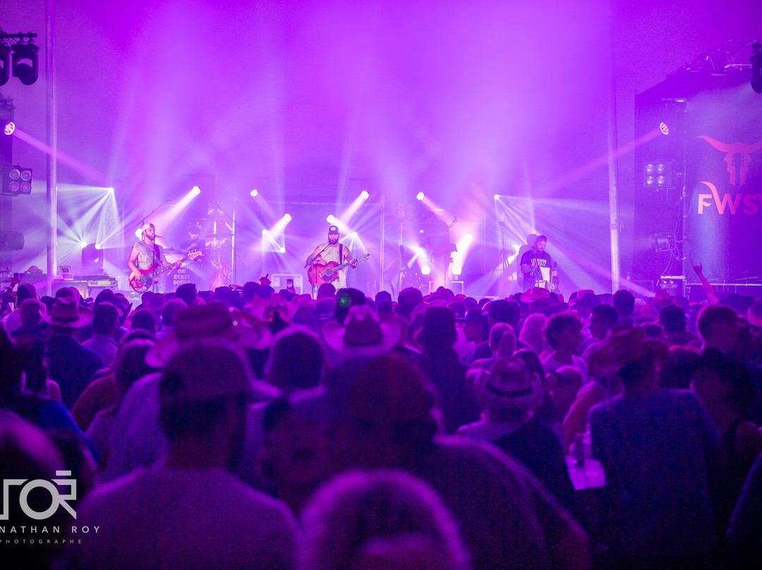 Festivités Western De Saint-victor-Saint-Victor必去景点