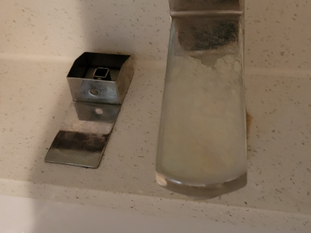 Super 8 by Wyndham Sealy主图