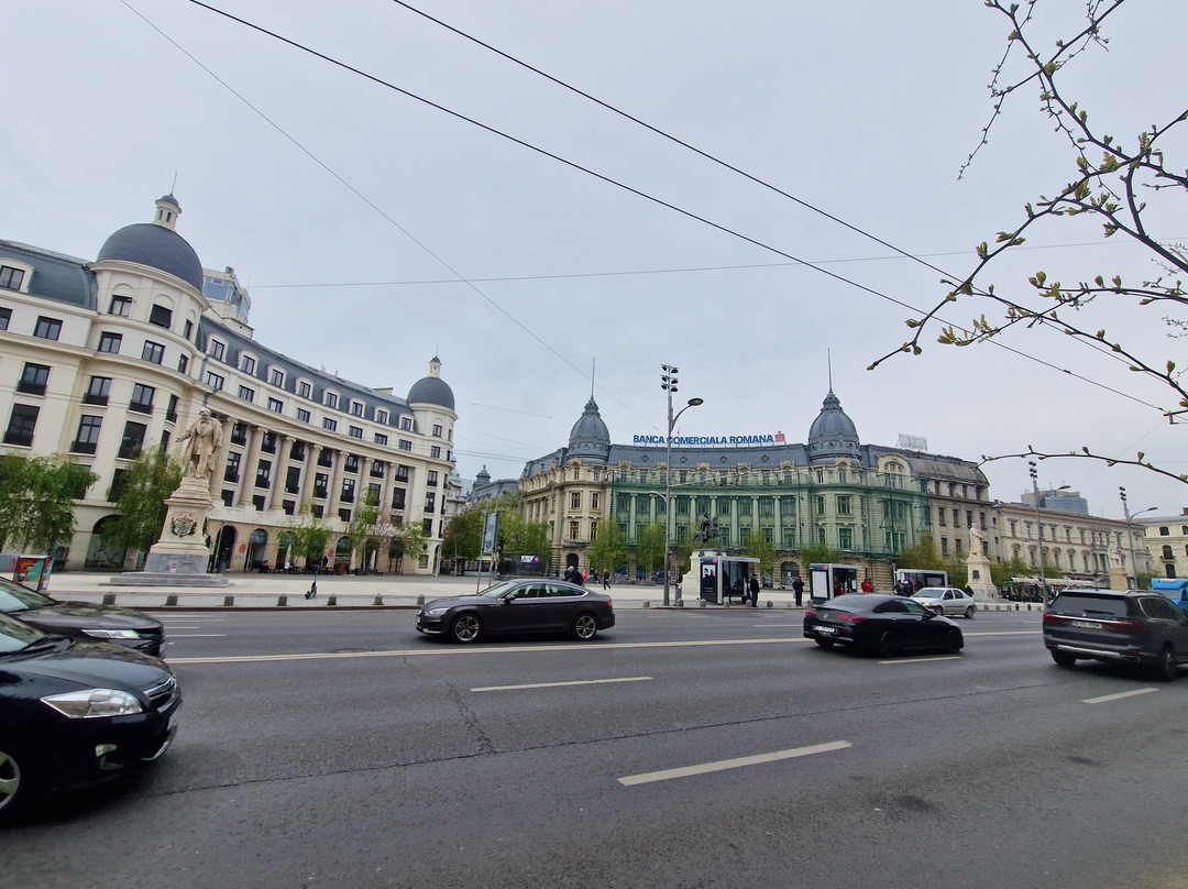 University's Square-布加勒斯特必去景点