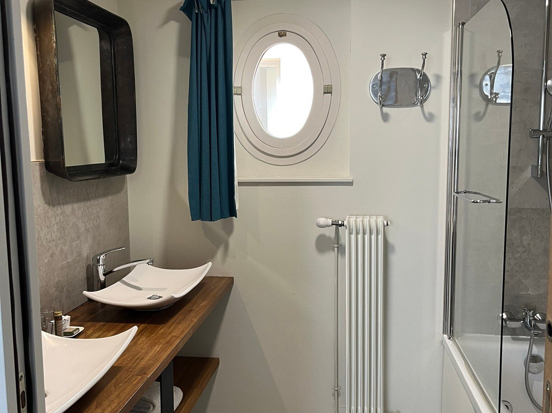 Hotel Le Chantilly主图